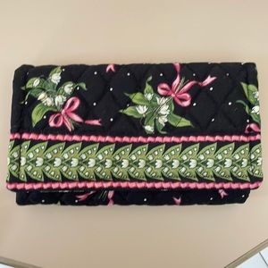 Vera Bradley pink bow wallet
